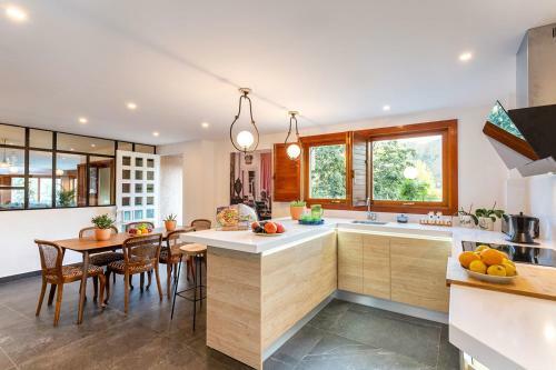 Genteel Home Casa Del Cad�