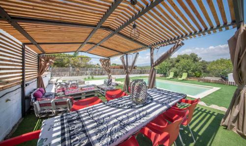 Villa R75 Julius House With Pool