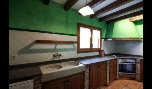 Gironella Villa Sleeps 17 With Pool