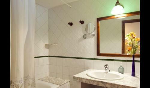 Gironella Villa Sleeps 15 With Pool