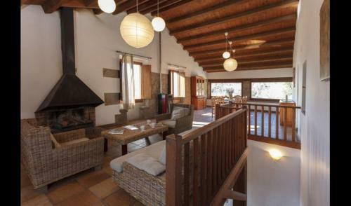 Gironella Villa Sleeps 11 With Pool