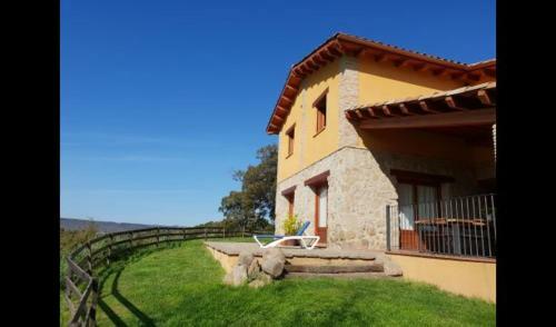 Villa In Gironella Sleeps 15 With Pool