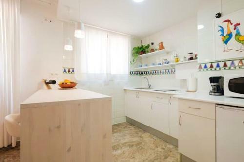 Apartment With One Bedroom In Granada With Wifi