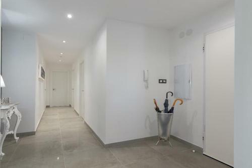 New. Luxury Villa C&c. Jard�n, Piscina Y Barbacoa