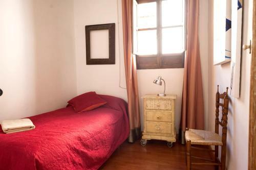 Apartment With 3 Bedrooms In Granada With Wifi