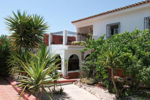 Beautiful 9 Bed Villa Private Pool Large Garden