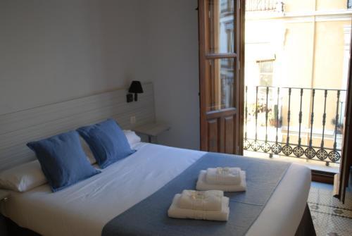 Pension La Perla Granada Suites