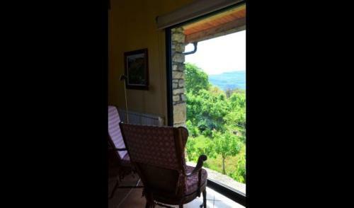 Guardia de Tremp Villa Sleeps 4 With Pool And Air Con