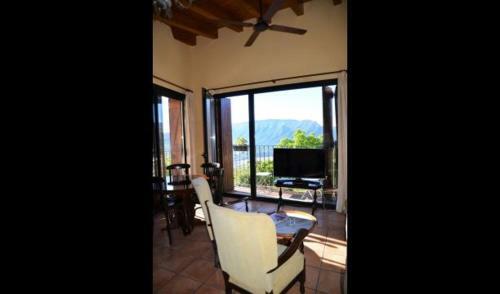 Guardia de Tremp Villa Sleeps 4 With Pool And Air Con