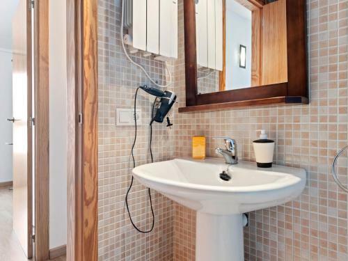 Graceful Apartment In Gudar With Heating