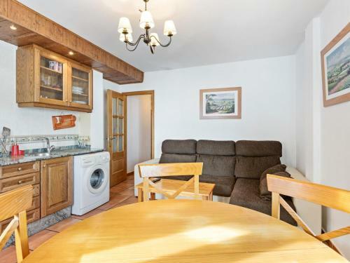 Charming Apartment In Gudar With Heating