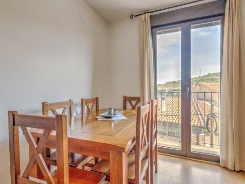Modern Apartment In Gudar With Terrace