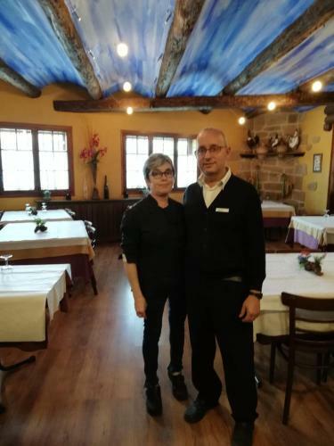 Hostal Apartamentos La Venta Del Rome