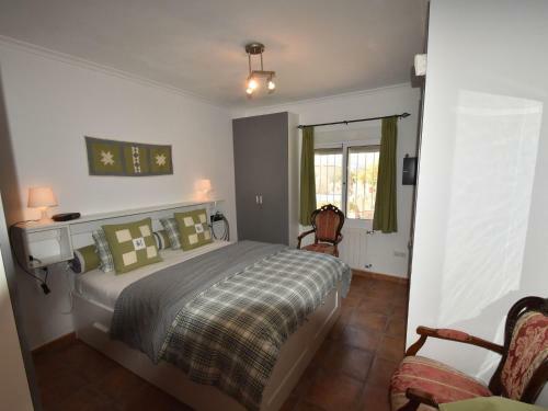 Comfortable Holiday Home With Swimming Pool In Valencia