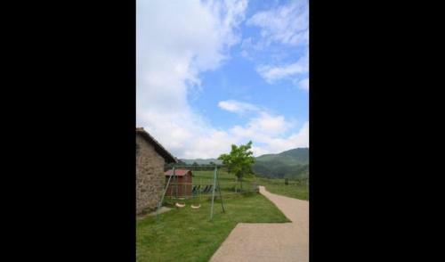 Villa In Els Hostalets D'en Bas Sleeps 15 With Pool