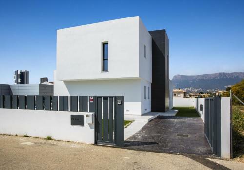 Ifac Villa Sleeps 8 With Pool Air Con And Free Wifi