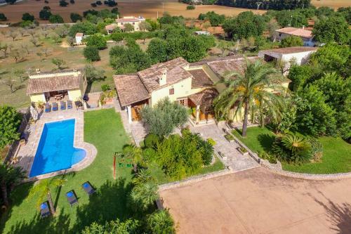 Villa Finca Can Bosc Family