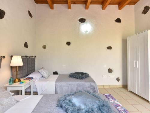 Luxurious Villa In Ingenio With Swimming Pool