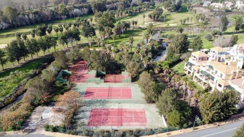 (Sle001) 3 Bedroom Golf Apartment