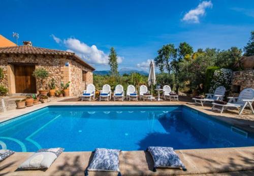 Villa In Inca Sleeps 8 With Pool Air Con And Wifi