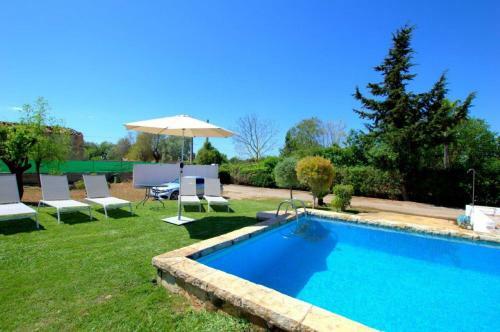 Finca Con Piscina Privada Y Basquet