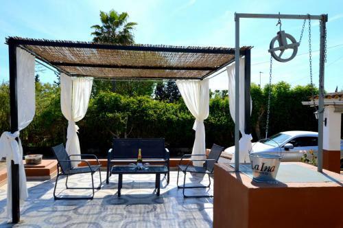 Finca Con Piscina Privada Y Basquet