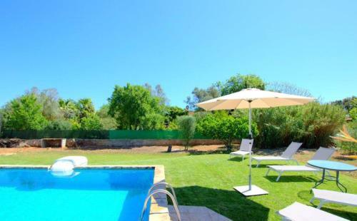 Finca Con Piscina Privada Y Basquet