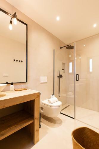 Hostal The Adelante House
