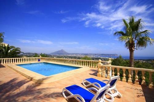 Javea Villa Sleeps 4 Pool Wifi