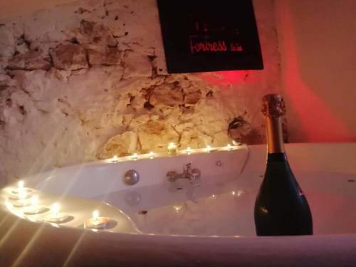 Bed & Breakfast Fortress Jacuzzi Suites