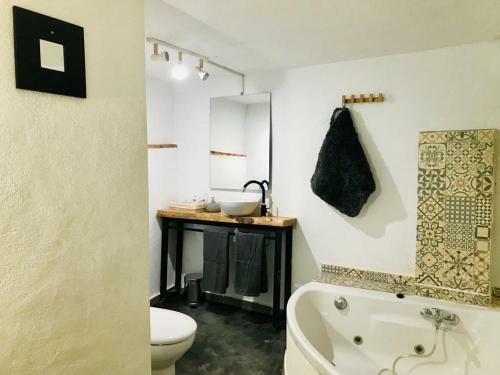 Bed & Breakfast Fortress Jacuzzi Suites