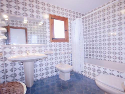 Javea Villa Sleeps 6 Pool