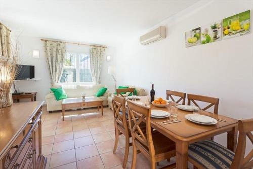Javea Villa Sleeps 6 Pool Air Con Wifi