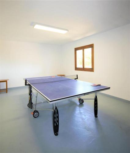 Javea Villa Sleeps 8 With Pool And Wifi