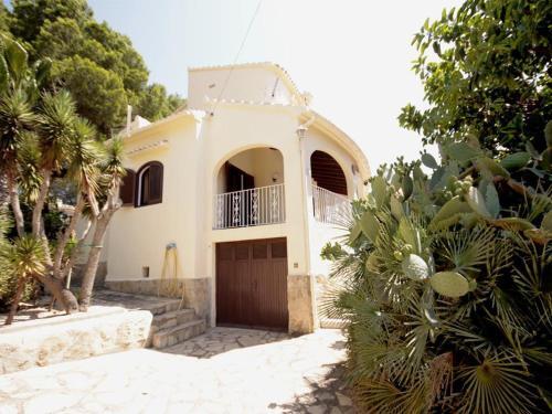 Javea Villa Sleeps 11 With Pool And Wifi