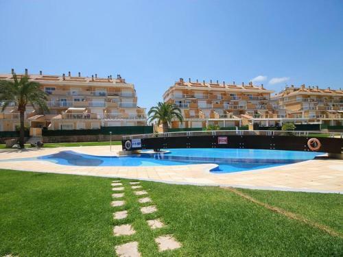Apartment In Javea Sleeps 4 With Pool Air Con And Wifi