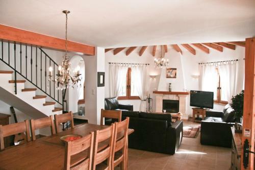 Villa Maura