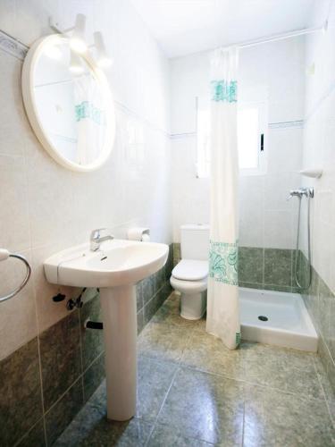 Javea Villa Sleeps 6 With Pool And Wifi
