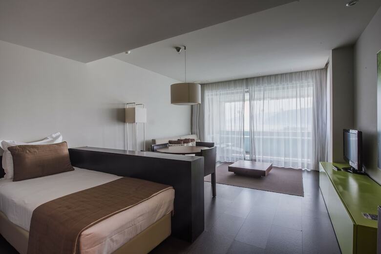 Hotel Aqualuz Troia Rio By The Editory