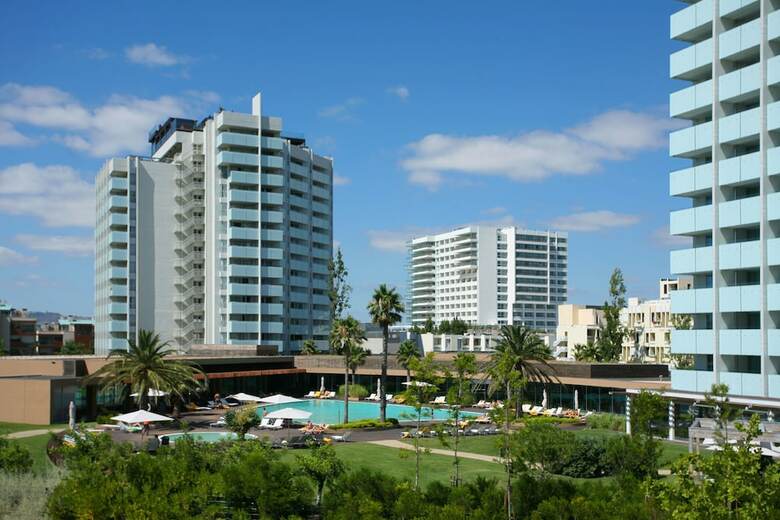 Hotel Aqualuz Troia Rio By The Editory