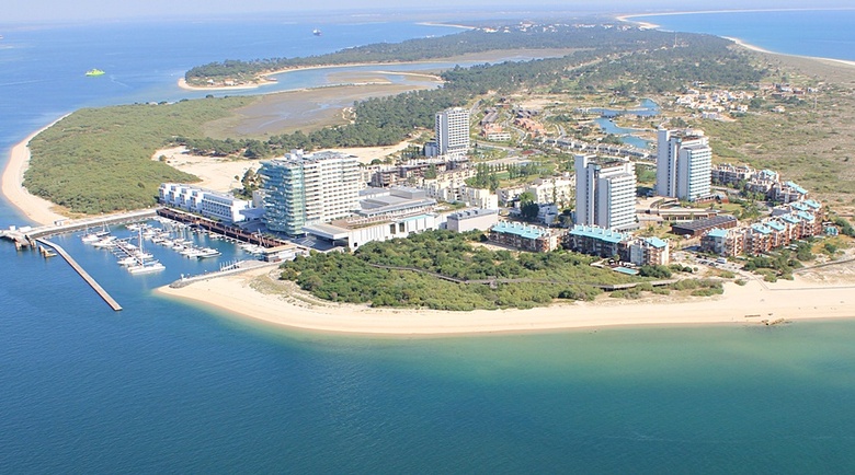 Hotel Aqualuz Troia Rio By The Editory