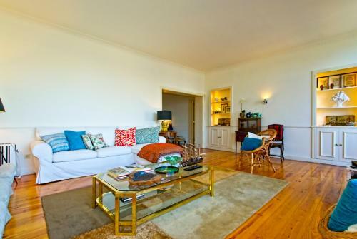 Bed & Breakfast Cascais Front Sea Bay View
