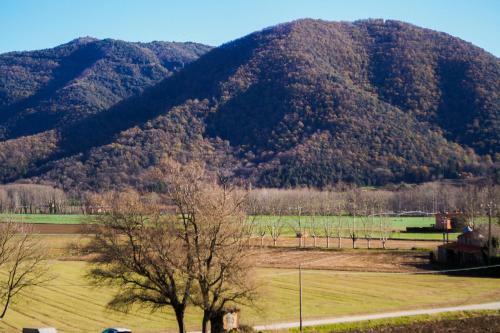 Albergue Casa Col�nies, El Rourell
