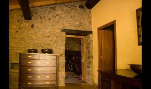 Joanetes Villa Sleeps 8 With Pool