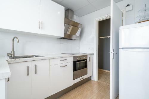 Hauzify I Apartament Esmeralda