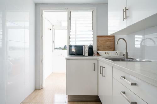 Hauzify I Apartament Esmeralda