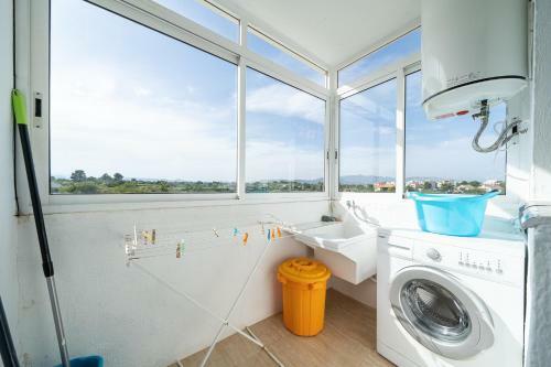 Hauzify I Apartament Esmeralda