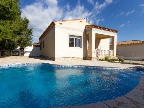 Villa Privada Familiar Con Piscina_rovell�