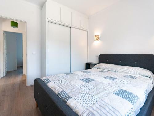 Moderin Holiday Home With Communal Pool In L'escala Spain