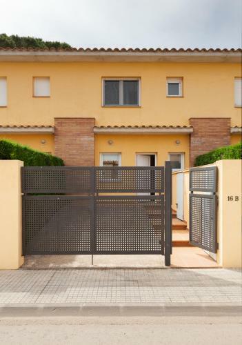 Cala Montg�- L�escala House